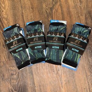 4 Packs Boy’s Crew Russell Performance Active Socks